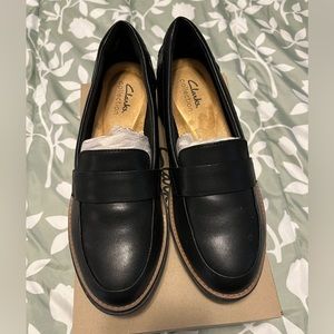 Women’s Clarks casual dress shoes
